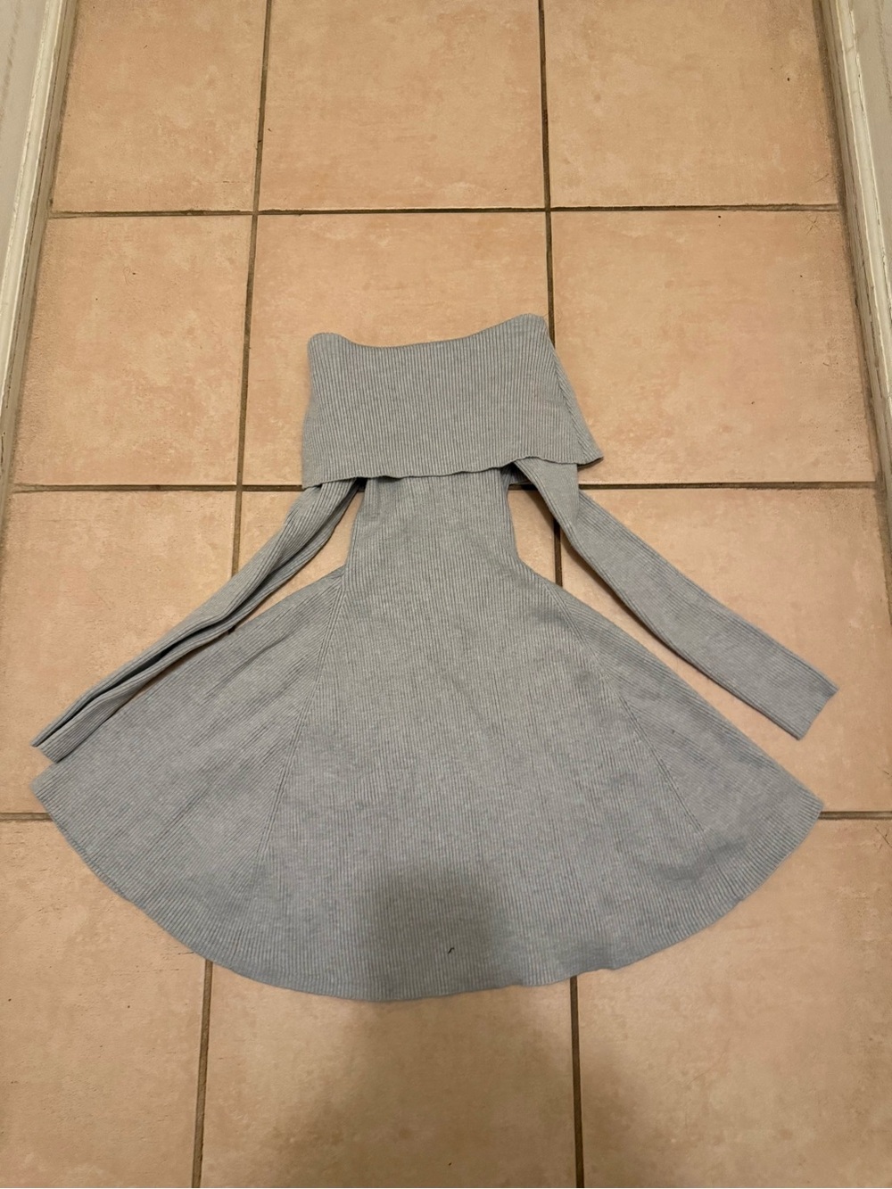 Windsor Gray Ribbed Knit Top - Picture 2 of 3